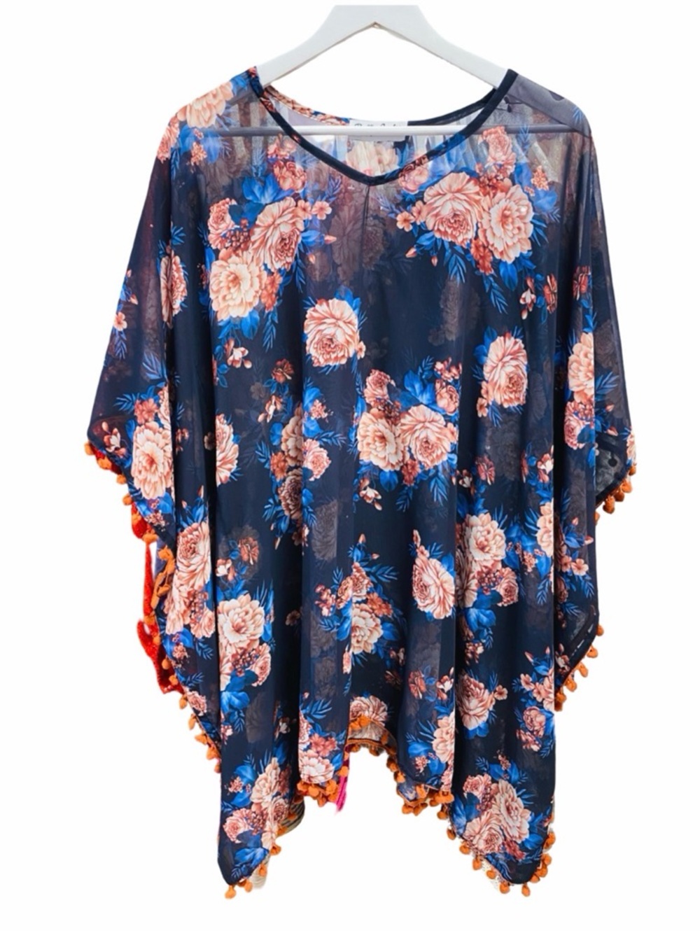 #DottyIndii #Bohostyle #Floralcoverup #beachCoverUp #SummerVibes #Classy #Flowy